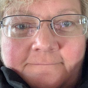 Meet your Posher, Suzanne